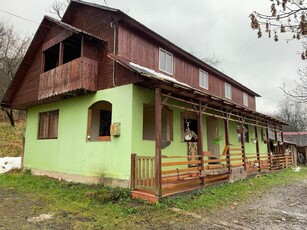 Casă de vânzare - Locație de vis în Ibănești Pădure