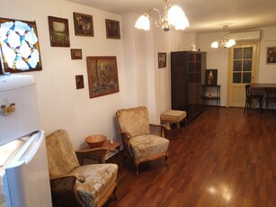 Inchiriere apartament 3 camere Grivitei, mansarda/P+M, 3 camere