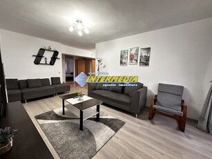 Inchiriere Apartament M-uri cu 3 camere 2 balcoane CETATE Parc vedere panoramica mobilat complet