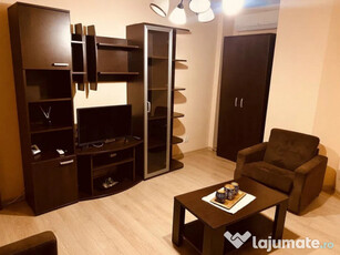 Închiriez apartament 2 camere, zona Tomis 2, Constanta 550 EURO