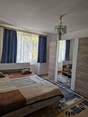 Inchiriez apartament