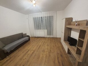 Închiriez apartament cu 2 camere sector 5 490 euro NEGOCIABIL