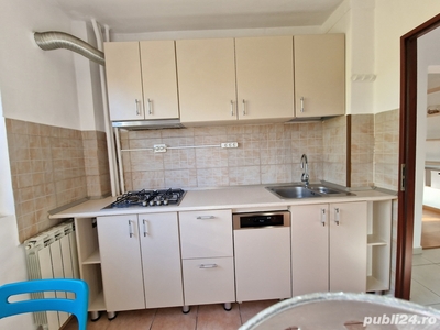 apartament 3 camere tineretului bulevard 630 euro