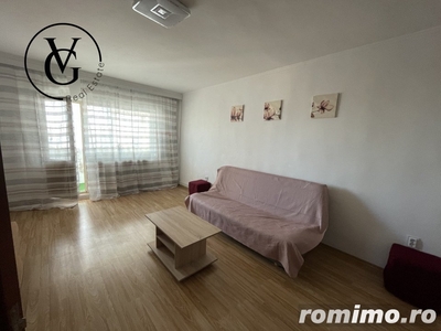 Apartament cu 3 camere în zona Coiciu | Centrală termică