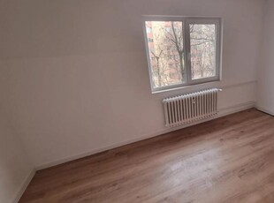 2 camere, nedecomandat, 28 mp, de vanzare apartament in zona Tatarasi, Piata Doi Baieti, Cod 157013