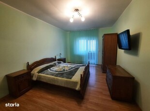 Penthouse cu 3 camere 120 mp la 12 min metrou Aparatori Patriei