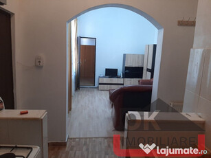 Apartament 2 camere zona centrala