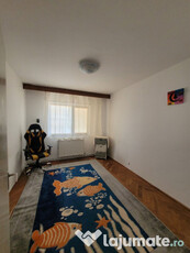 Apartament 3 camere zona ASTRA