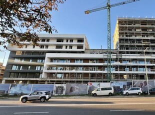 Apartament cu 2 camere si terasa generoasa in zona Campusului Univesitar!