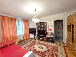 De inchiriat apartament cu 3 camere Gheorgheni