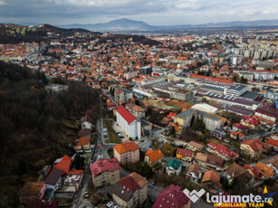 Imobil in zona centrala, Brasov, cu view panoramic, mobilat