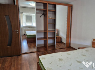 Inchiriez apartament 2 camere