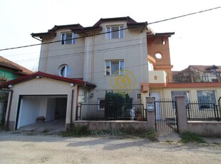 Inchiriez casa D+P+1E in Hunedoara, Chizid/Botul Calului, teren 411mp