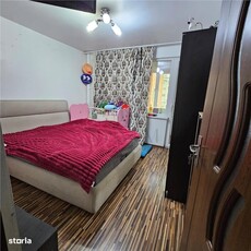 Apartament doua camere, zona dristor, piata ramnicul sarat.