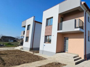 Vila P+1E individuala cu 4 camere, 2 bai si teren de 312m