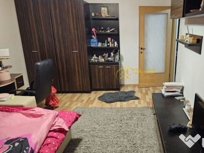 Apartament 1 cameră - Podul de Fier