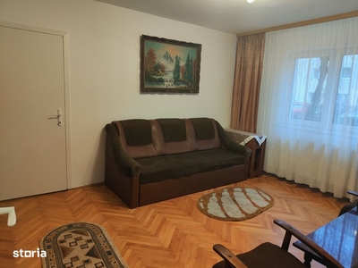 Casa tip triplex cu 4 camere si 3 bai