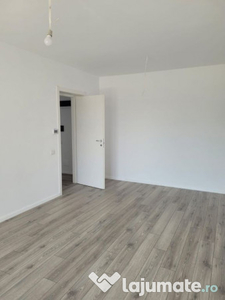 Apartament 3 camere pozitie foarte buna fata de metrou