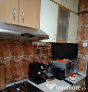 Apartament 3 camere zona Casa Sindicatelor cu vad comercial