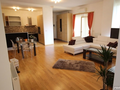 Apartament cu 3 camere