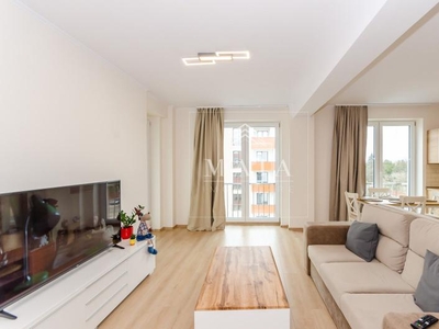 Apartament modern cu 3 camere, parcare, Balanta Residence-Central