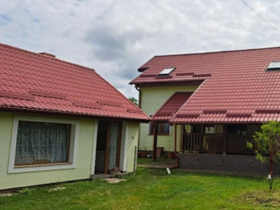 Casa de locuit/ vacanta + teren Valea Draganului,com Poieni Judet Cluj