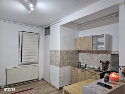 De inchiriat ap 3 camere - str. Transilvaniei