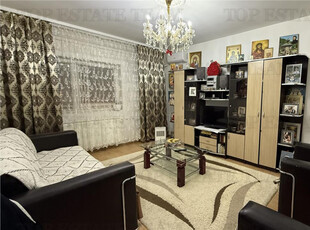 Apartament 3 camere 2 bai decomandat centrala proprie metrou