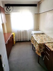 Apartament spatios de 3 camere - zona Tei