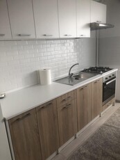 Apartament cu 2 camere, etajul 3/8, zona Gara-Arcu