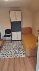 Apartament cu 2 camere, semidecomandat, zona Pacurari Rond Era