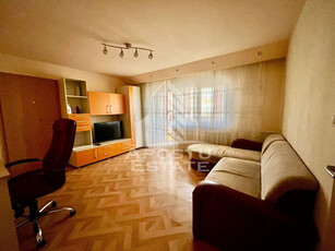 Apartament cu 3 camere