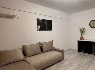 Apartament nou de inchiriat, 1 camera, decomandat, 39 mp, Podu Ros, Piata Nicolina, Cod 157450