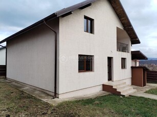 Casa 4 camere, Lunca Cetatuii, 135mp