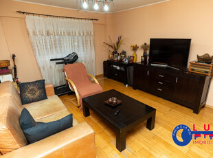 ID 4217 Apartament 4 camere-Str VICTORIEI