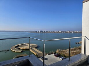 PENTHOUSE | MAMAIA NORD | VEDERE LA LAC