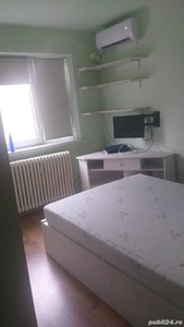 apartament cu 3 camere in Manastur,zona Piata Flora