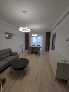 Apartament cu doua camere și living , de închiriat în bloc nou
