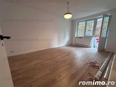 Apartament luminos, 3 camere, cu centrala proprie, la 4 min. de metrou Tineretului.