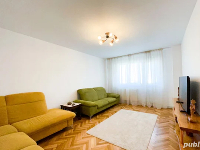 De închiriat apartament 3 camere de lux în Piața Dacia central