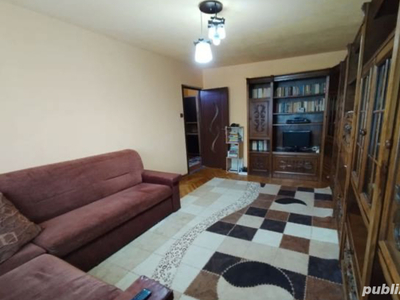 De vânzare apartament 3 camere decomandat calea Aradului