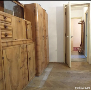 De vânzare apartament 3 camere strada Vasile Lucaciu -central langa Facultatea de Medicina