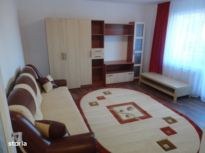 De vanzare apartament 3 camere, Tg. Mures, Zona Republicii