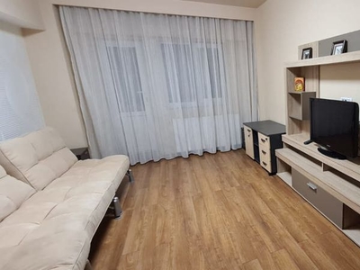 Inchiriez apartament 3 Camere