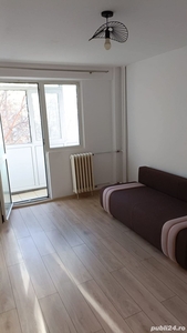 Inchiriez apartament