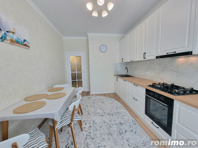 Inchiriez apartament cu 2 camere in cartierul Andrei Muresanu
