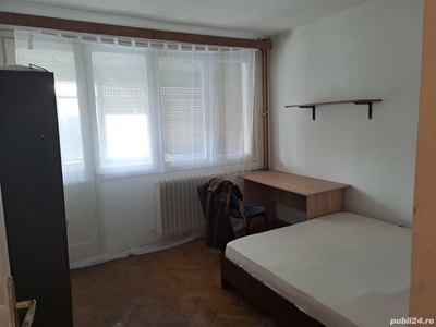 Proprietar inchiriez apartament central 2 camere decomandat 330 euro