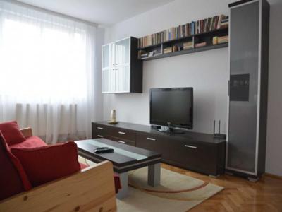 Apartament 3 camere zona Centrul civic