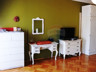 Apartament 3 camere vanzare in bloc de apartamente Cluj-Napoca, Central