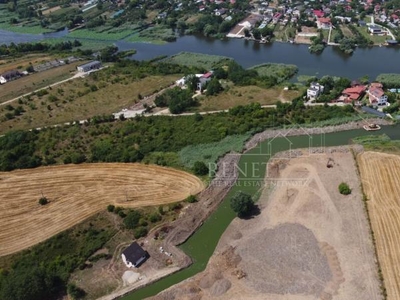 Acesta este momentul tau, teren pentru dezvoltare pe malul Lacului Snagov.
